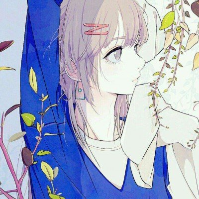 摄影师“打鸟”时背着大型监看器